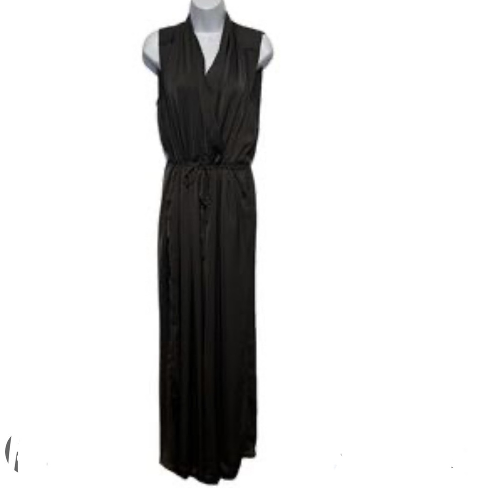 Grade & Gather Black Sleeveless Maxi Dress